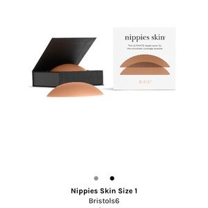 NEW IN BOX - Revolve Bristols6 Nippies Skin, Nipple Covers